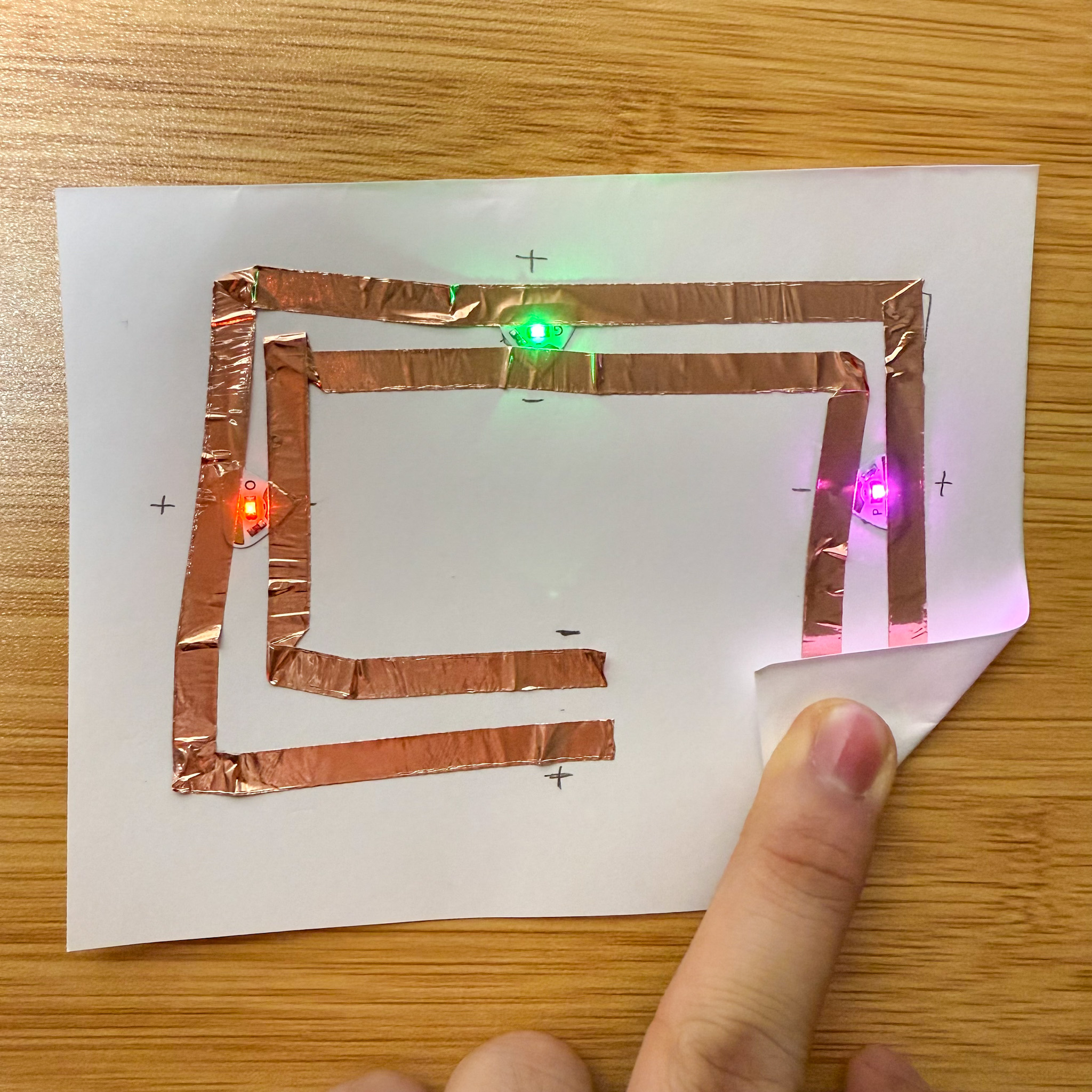 Pressing the corner to test the lights. All lights lighted up 🤩